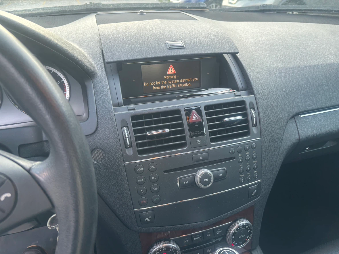 Mercedes-Benz 2009 - photo 2