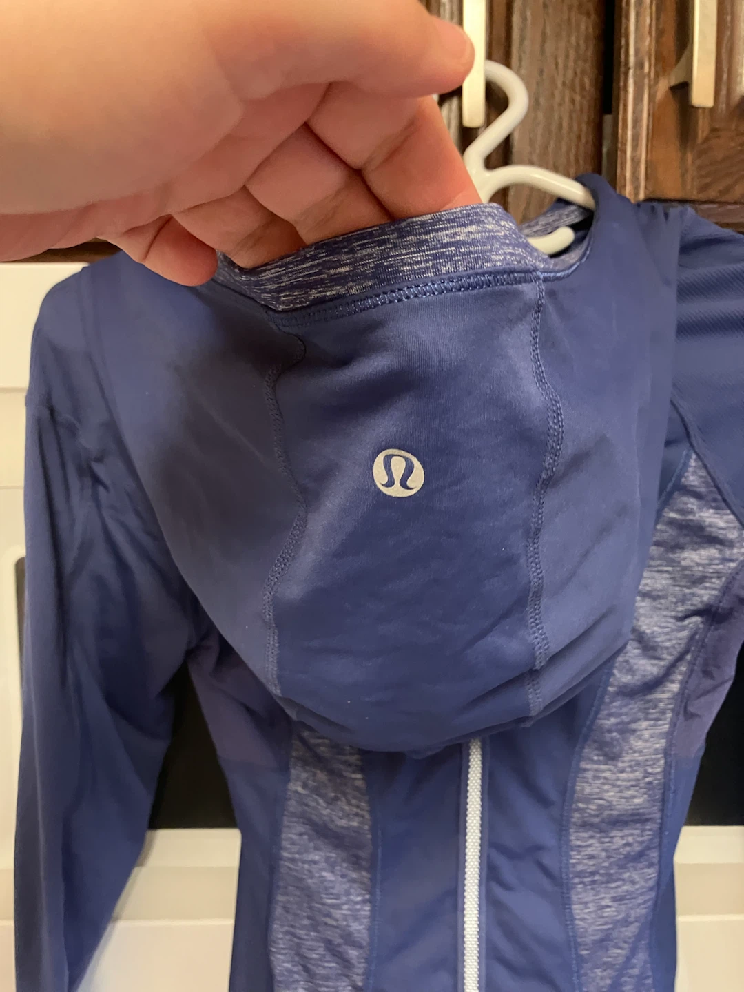 Lululemon purple  Hooded Running Jacket - photo 2