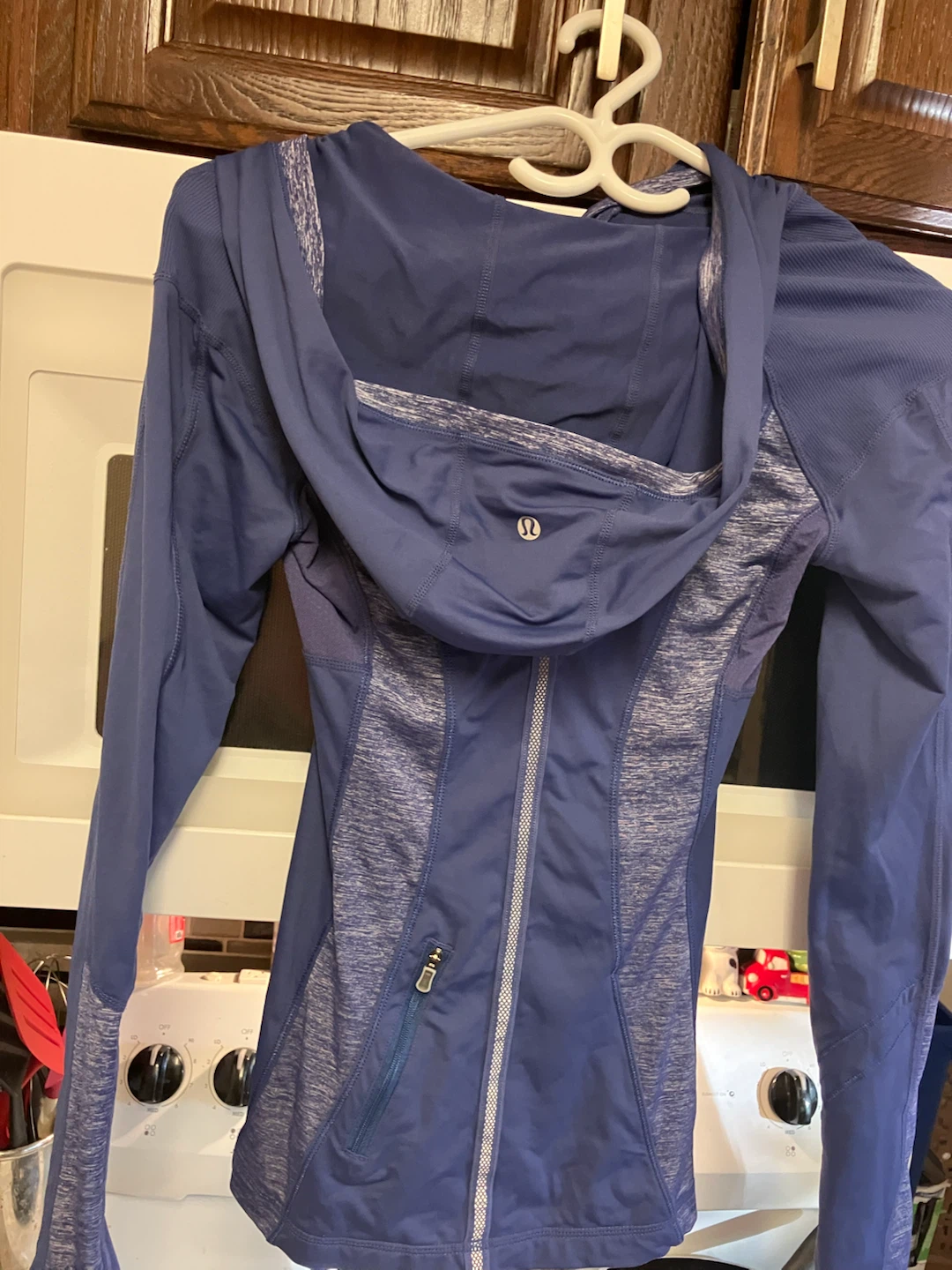 Lululemon purple  Hooded Running Jacket - photo 3