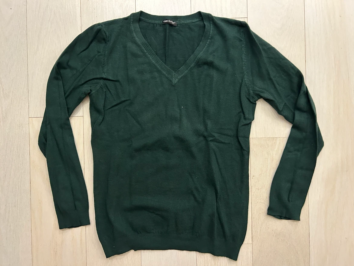 V-Neck Sweater - Dark Green