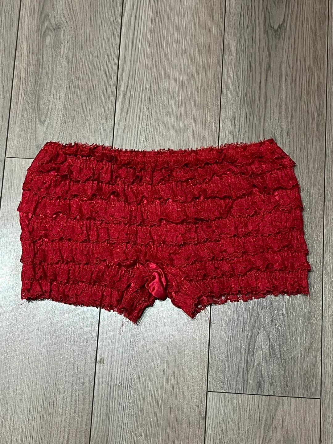 Sam's Red Ruffle Shorts - Small