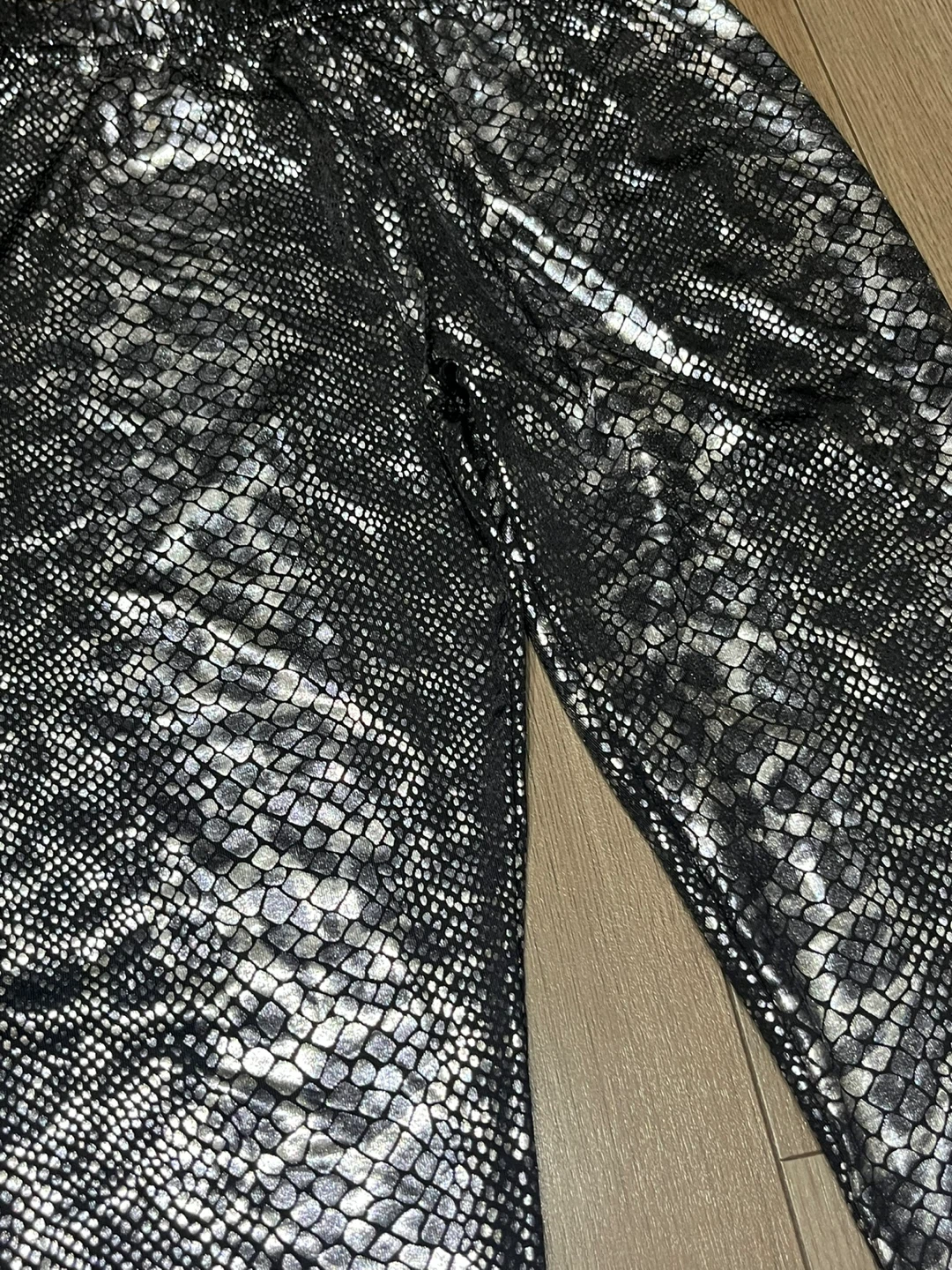 N.W.D. Black & Silver Snake Print Leggings - Size S - photo 2