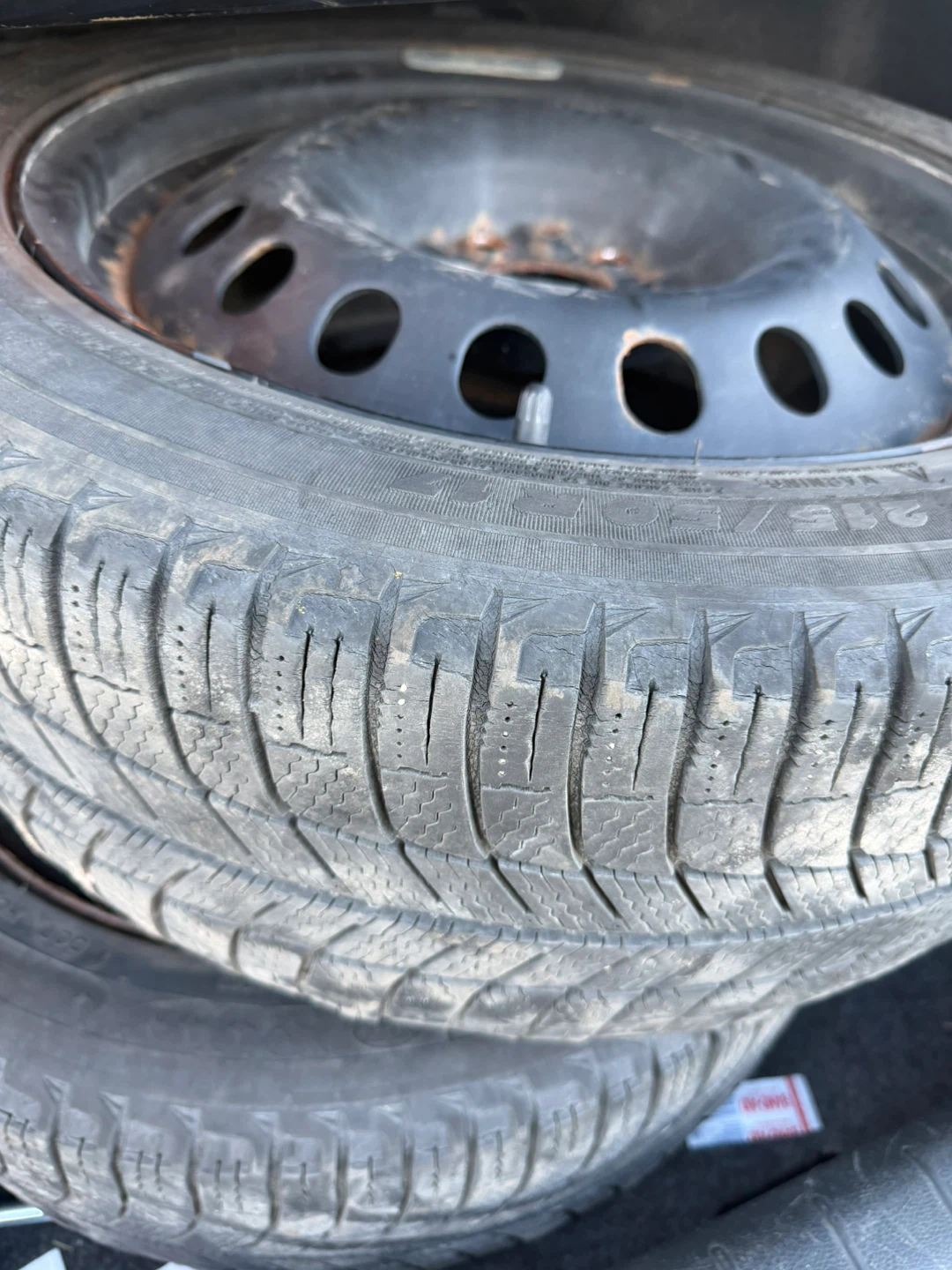 Michelin Winter Tires - 215/65R17 - photo 3