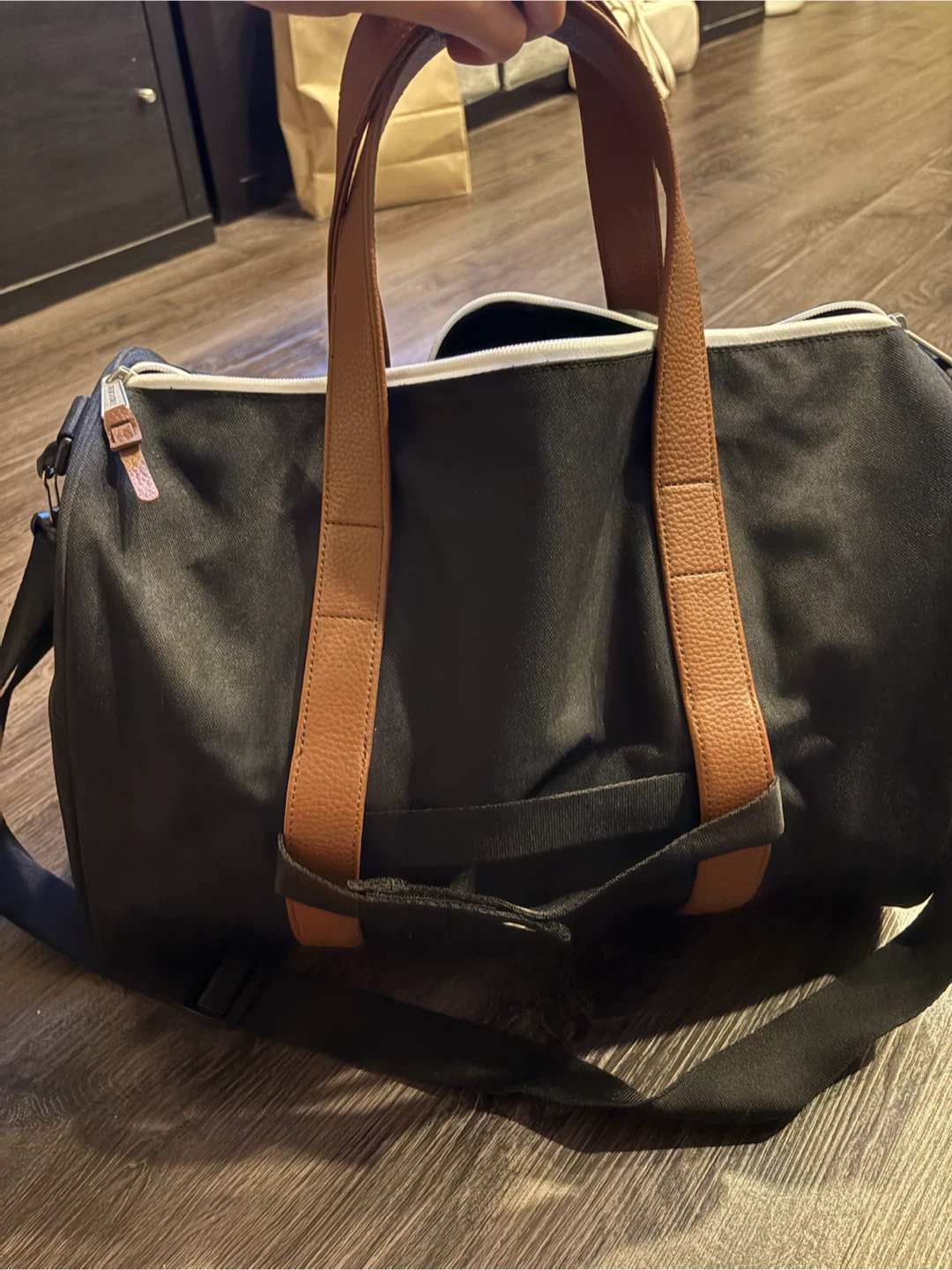 Herschel Black Duffle Bag - photo 2