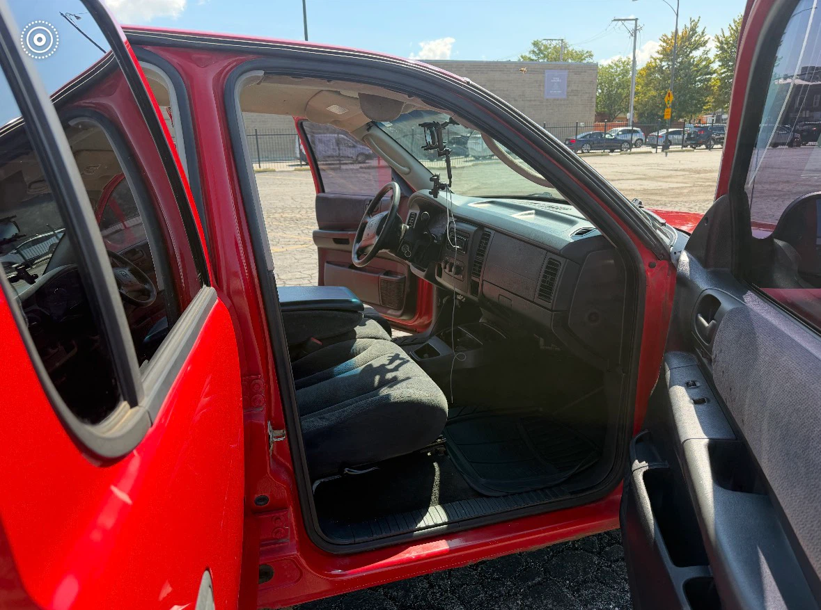 Red Dodge Dakota Pickup Truck RWD - photo 2