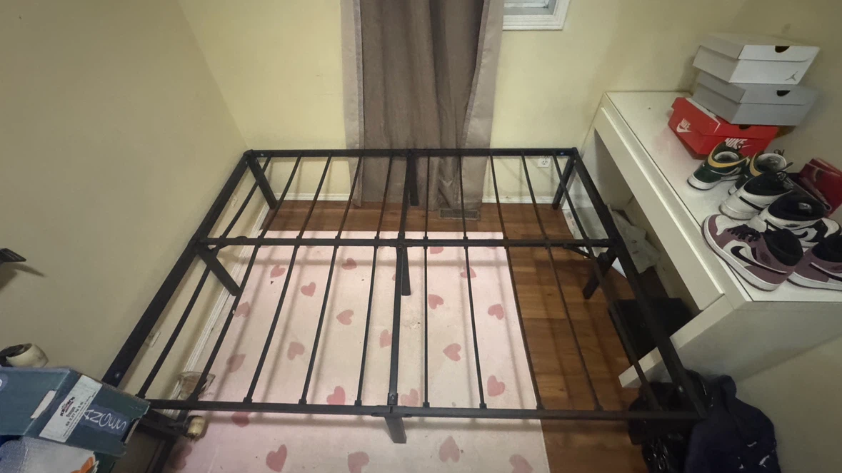 Bed frame - photo 2