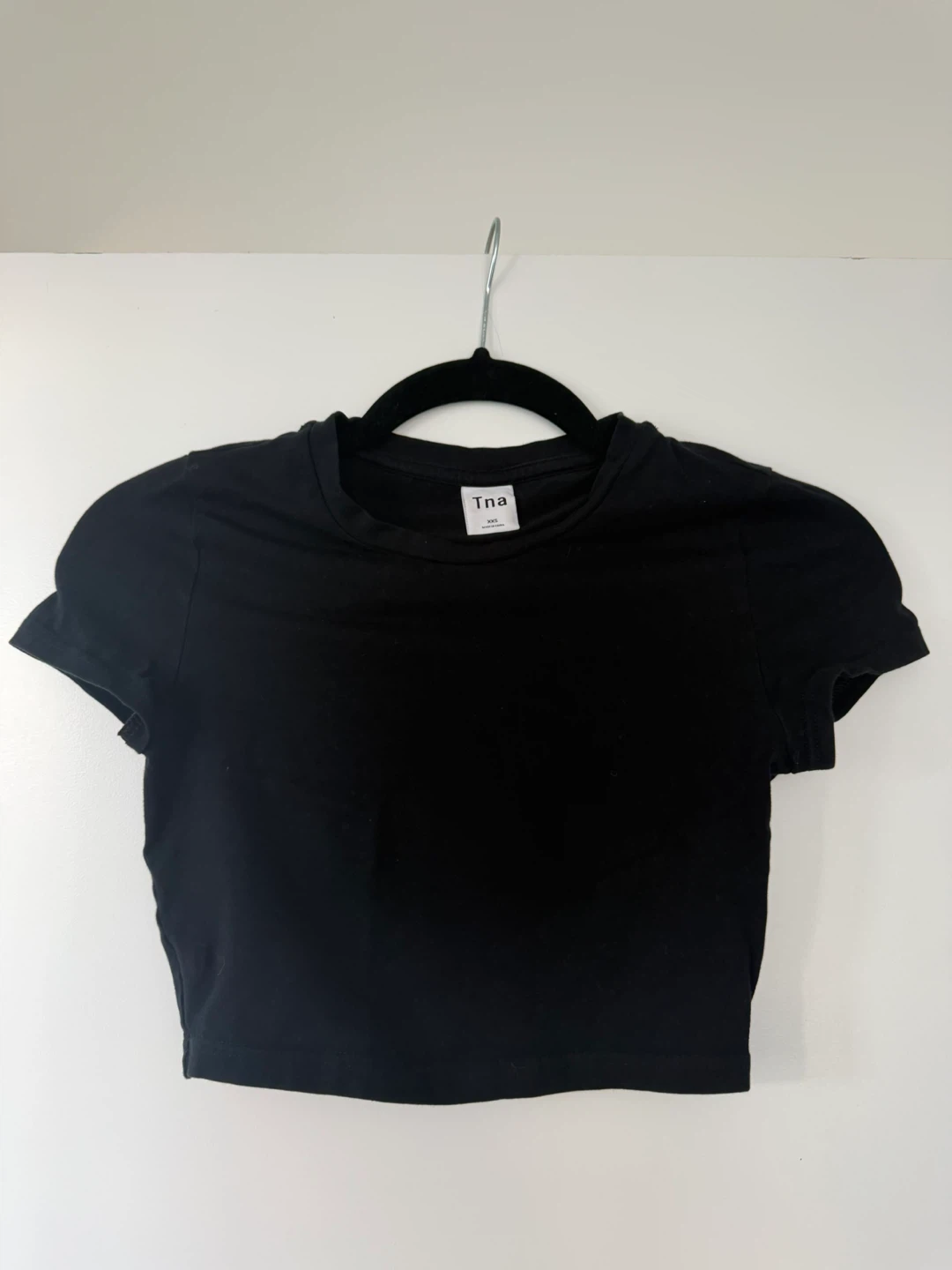 Tna Black Cropped T-Shirt