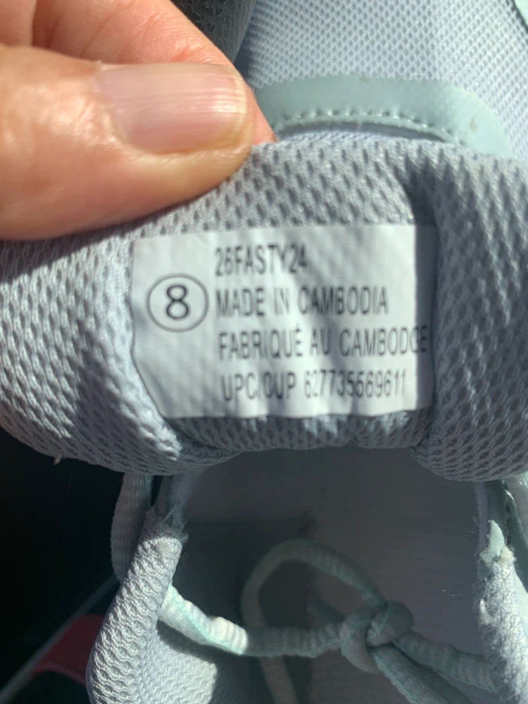 Women's Athletic Shoes Size 8 - photo 4