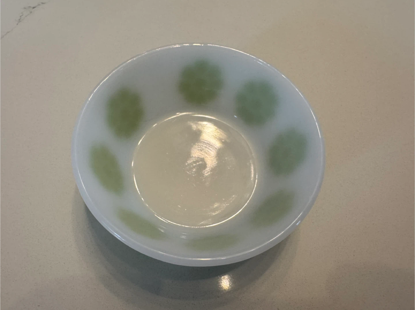 Vintage Federal Glass Milk Glass Green Daisy Bowl - photo 2