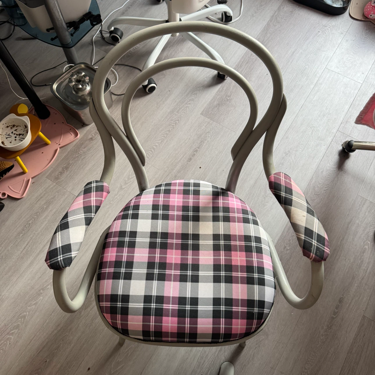 Pink Plaid Accent Chair and Ottoman Set - photo 2