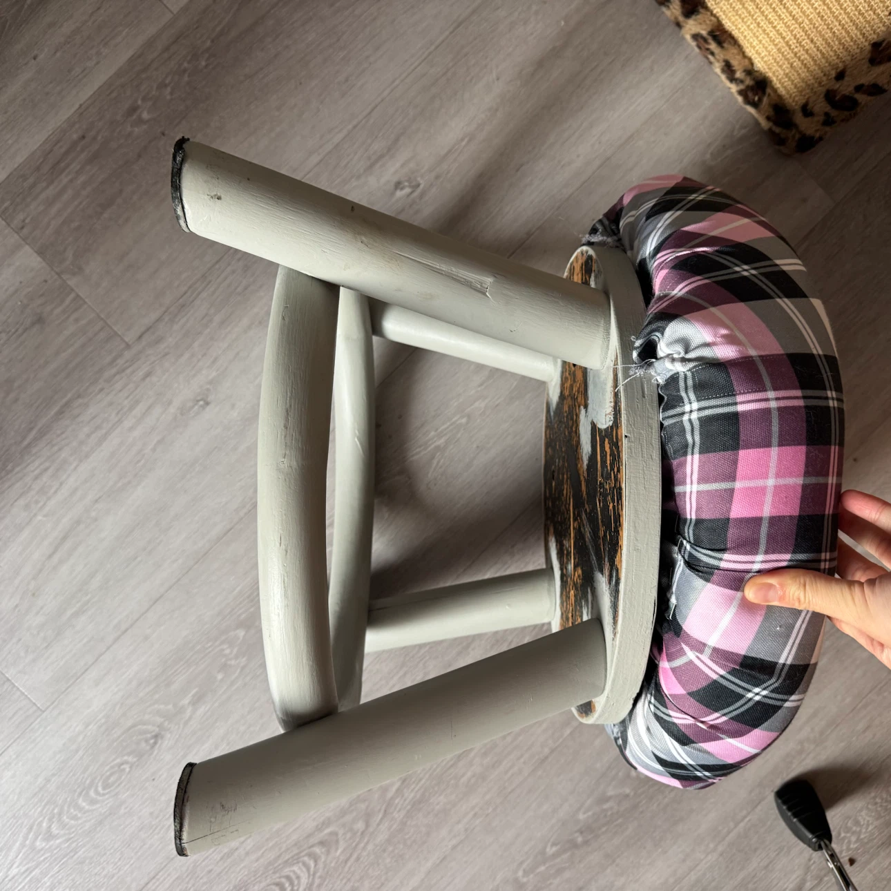 Pink Plaid Accent Chair and Ottoman Set - photo 4
