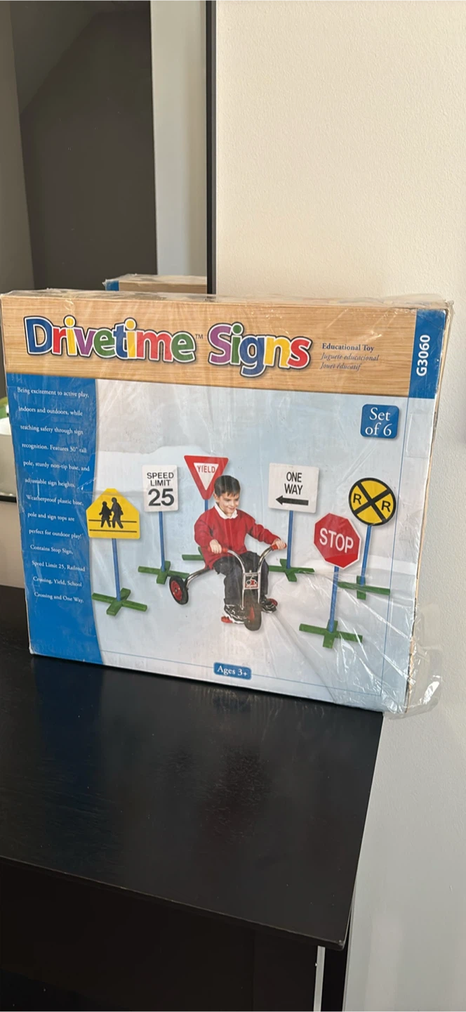 Guidecraft Drivetime Signs Educational Toy Set of 6