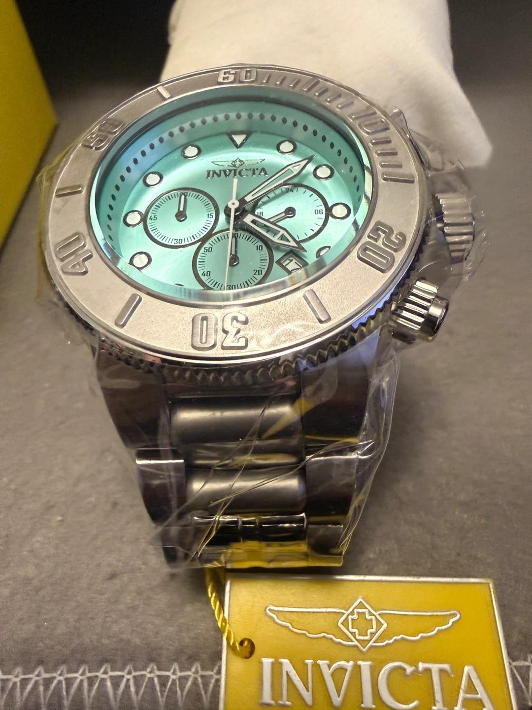 Invicta Watch  (Rare find) 52 mm model 46549 - photo 3