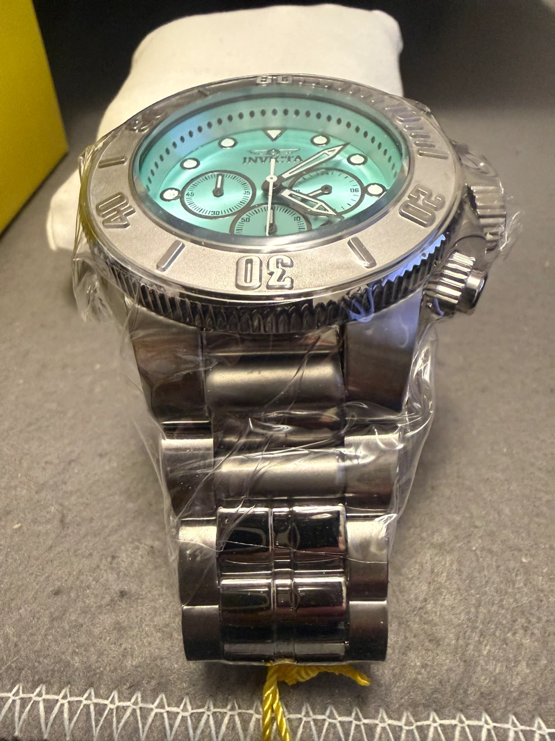 Invicta Watch  (Rare find) 52 mm model 46549 - photo 5