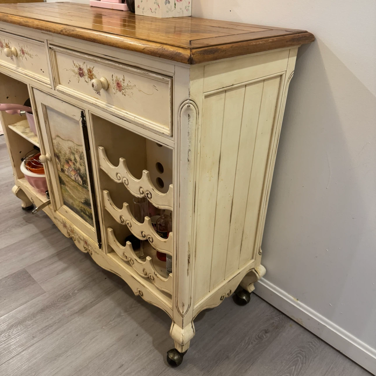 Vintage wood floral coquette kitchen island side table bar cart - photo 3