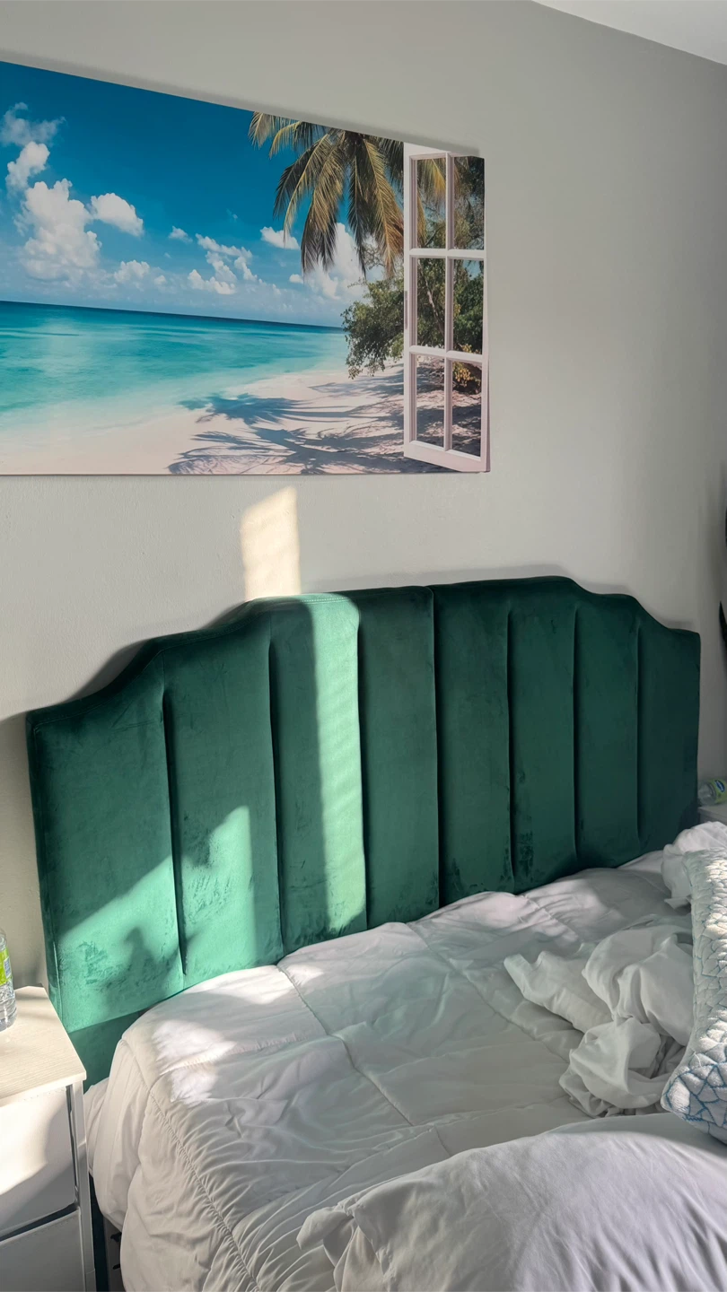 Jade Green Velvet Tufted Headboard - photo 3