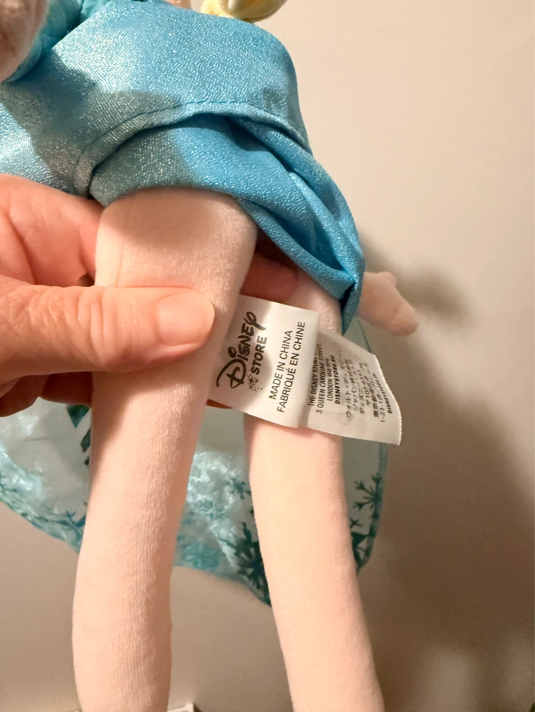 Disney Frozen Elsa Plush Doll - photo 3