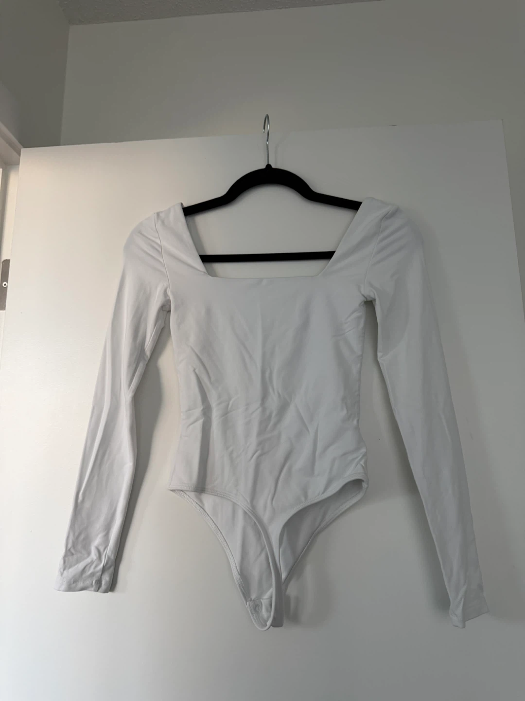 Babaton White Long Sleeve Bodysuit - photo 2
