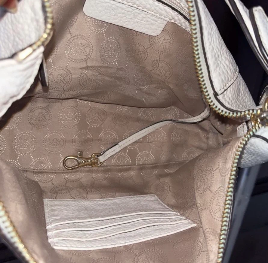 Michael Kors White Leather Bag - photo 4