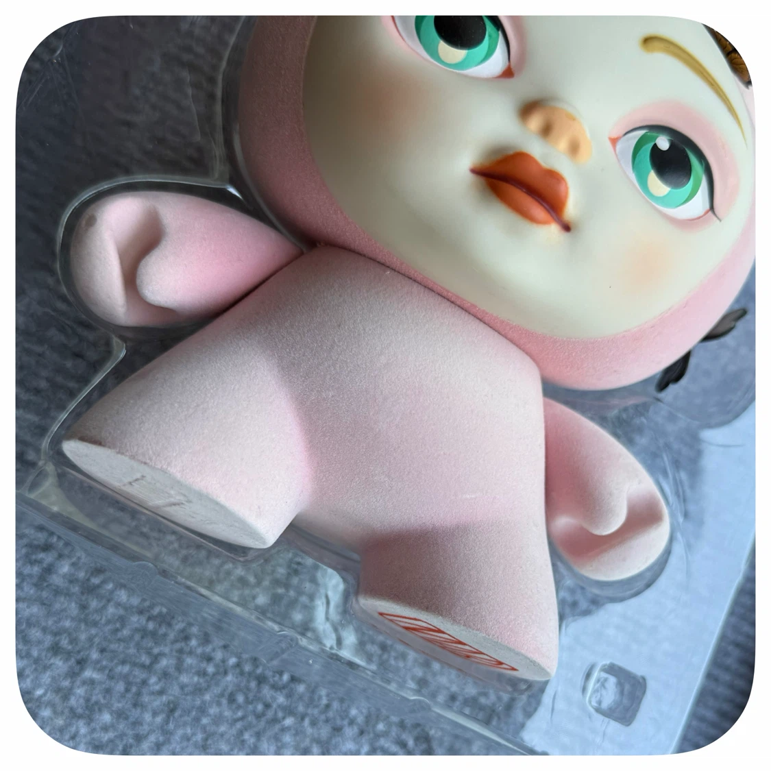 MAB GRAVES 8-INCH DUNNY BY KIDROBOT - PREOWNED, REFER TO PHOTOS! - photo 4