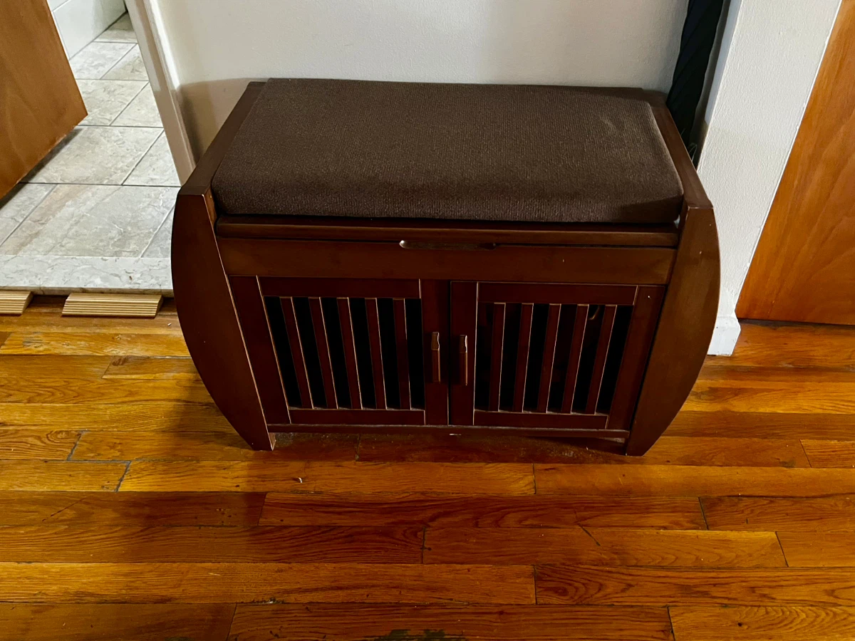 Wooden Entryway Storage Bench with Shoe Storage