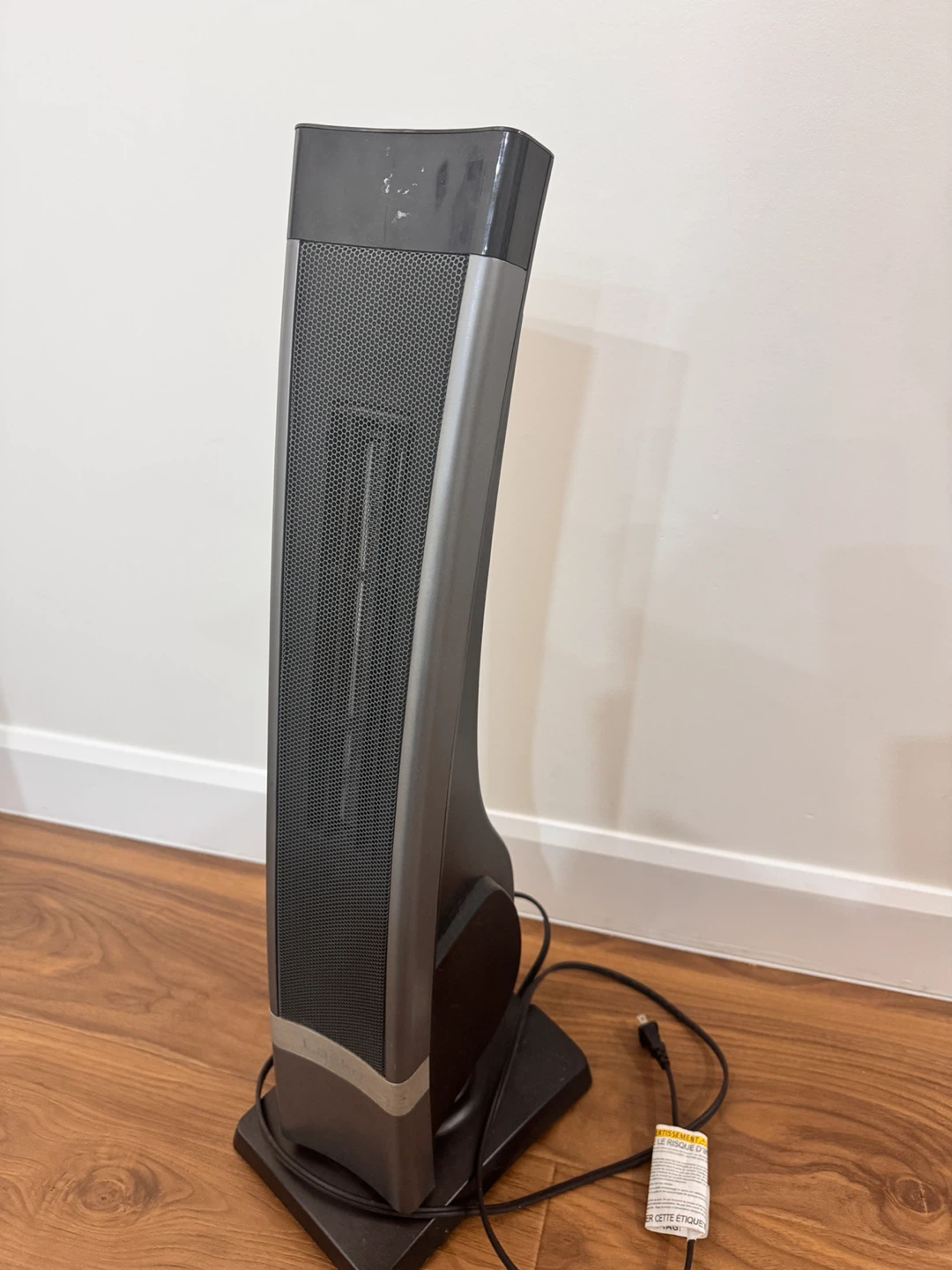 Lasko Ultra Ceramic Tower Heater with Extended Heat Zone - photo 2