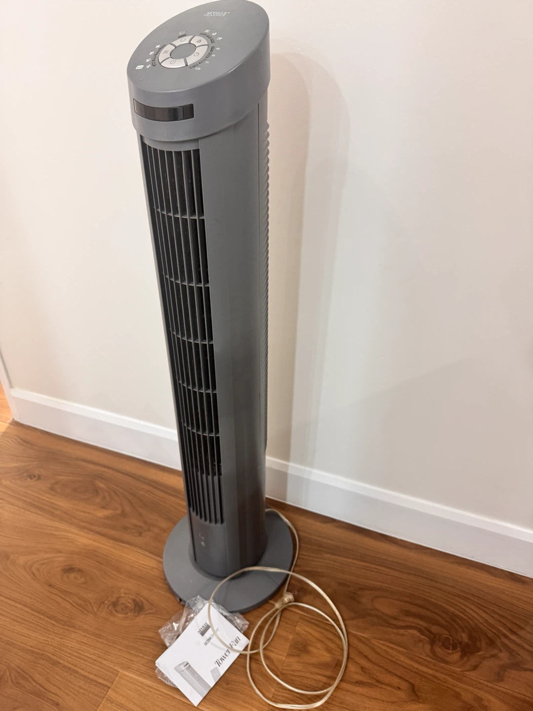 Seville Classics "Ultra Slimline" Tower Fan with Remote - photo 2