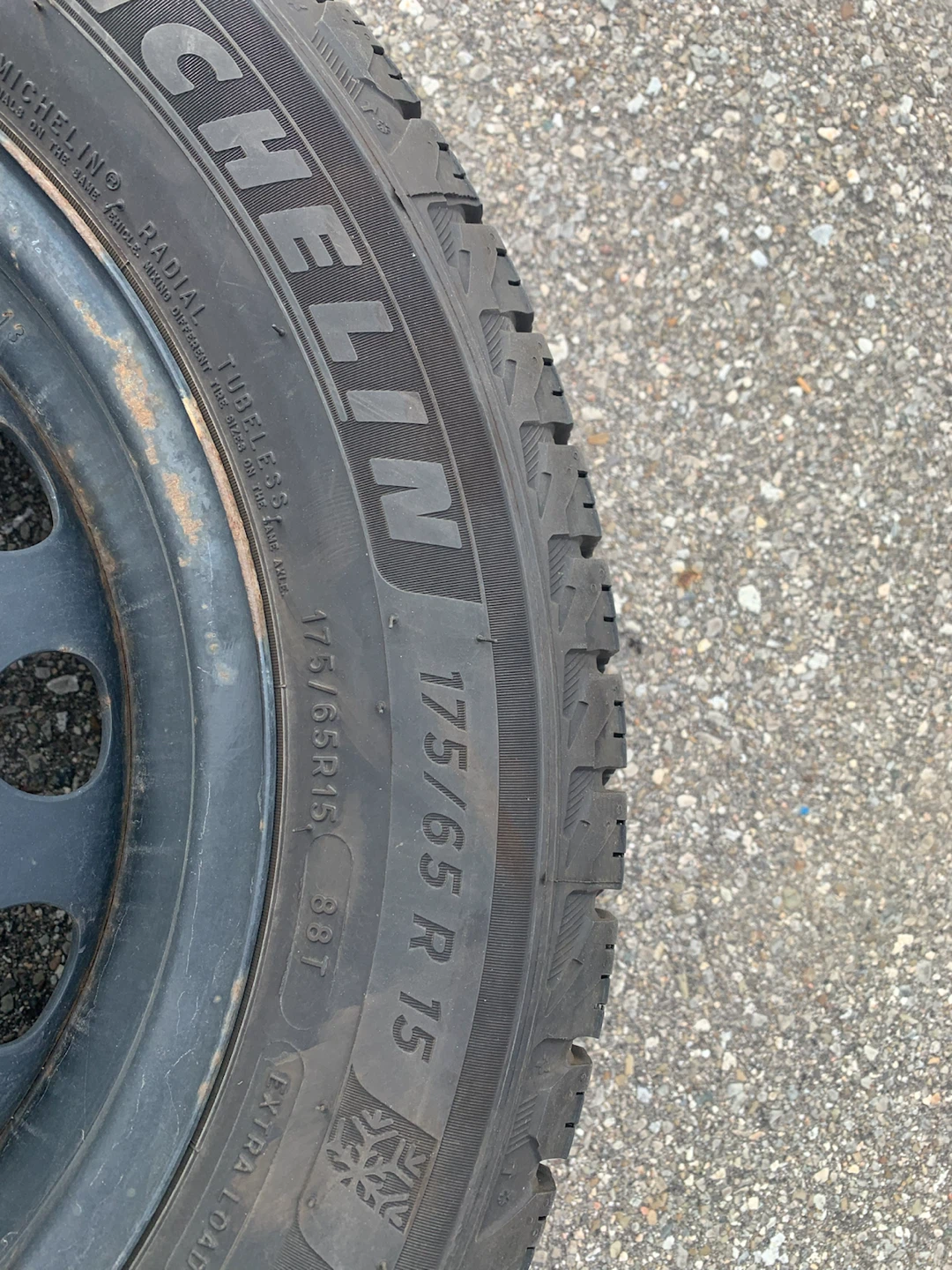 Michelin X-Ice Snow Studless Winter Tires (Set of 4)