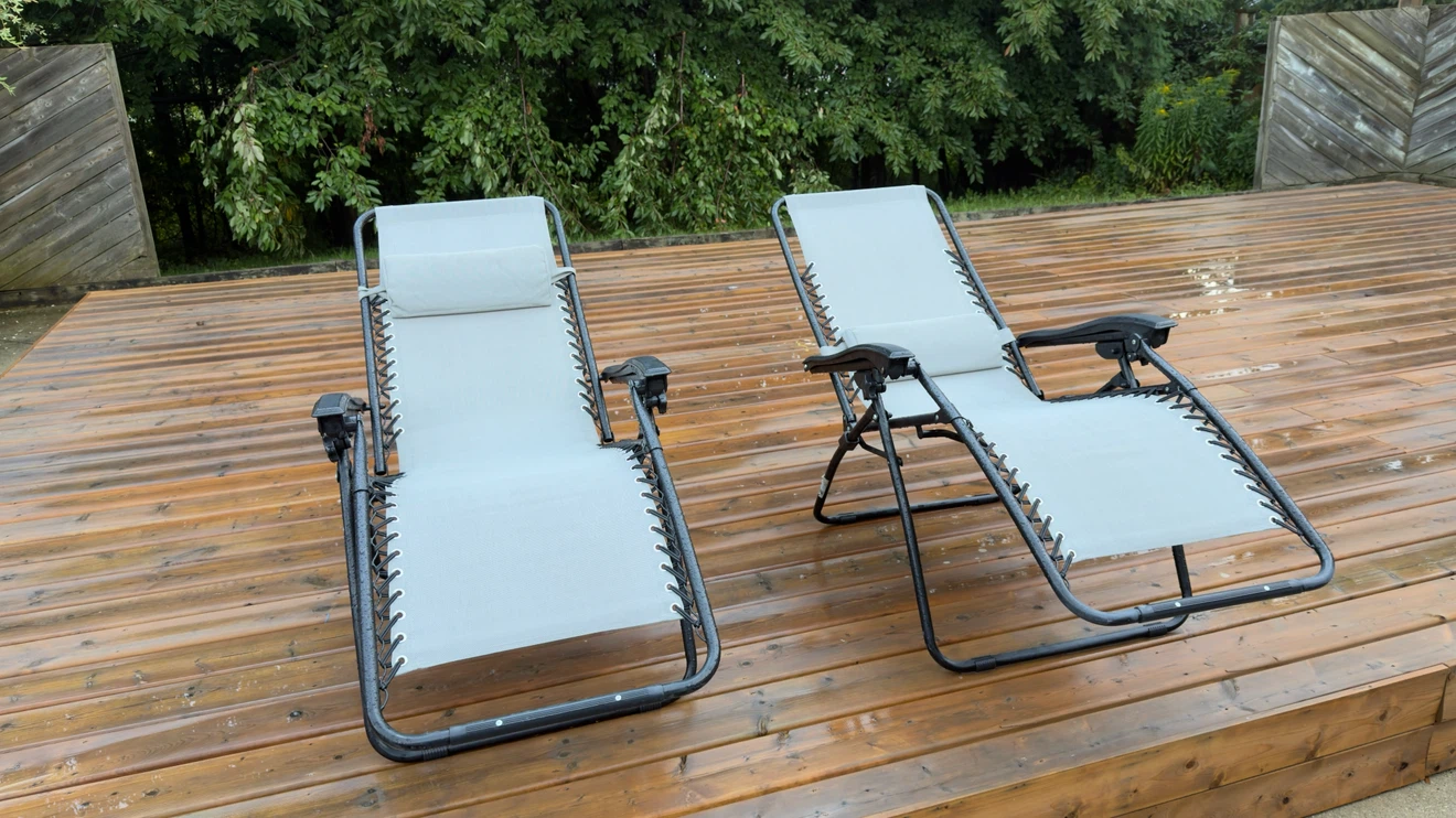 Set of 2 Grey Zero Gravity Lounge Chairs