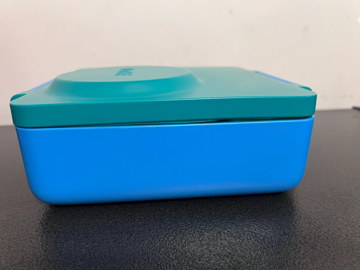 OmieBox Kids Insulated Bento Lunch Box – Teal/Blue – Brand New - photo 2