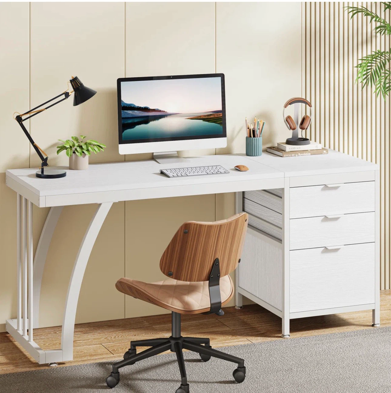 Brand new computer desk. Never used in a box.