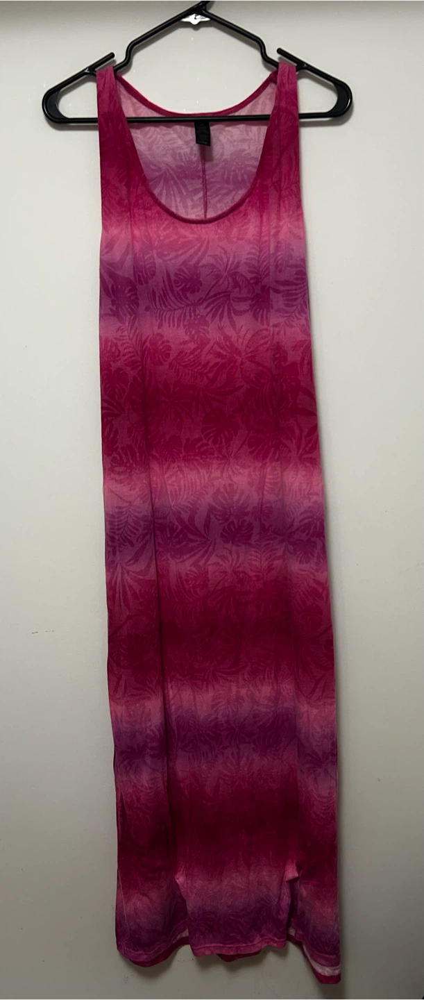 Women's dress/swimsuit coverup