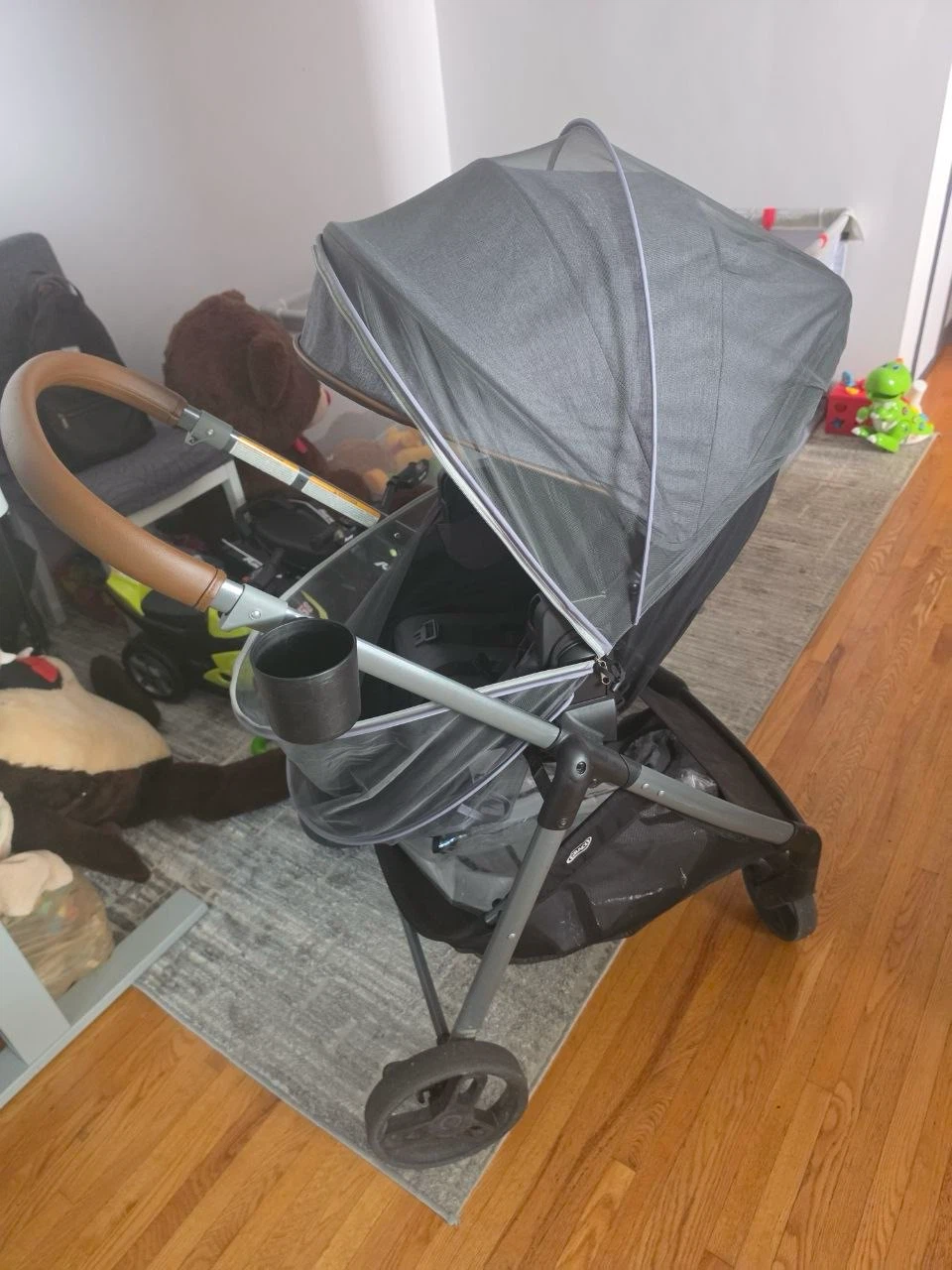 Graco Sunridge 35 lite Car seat, stroller, car seat base