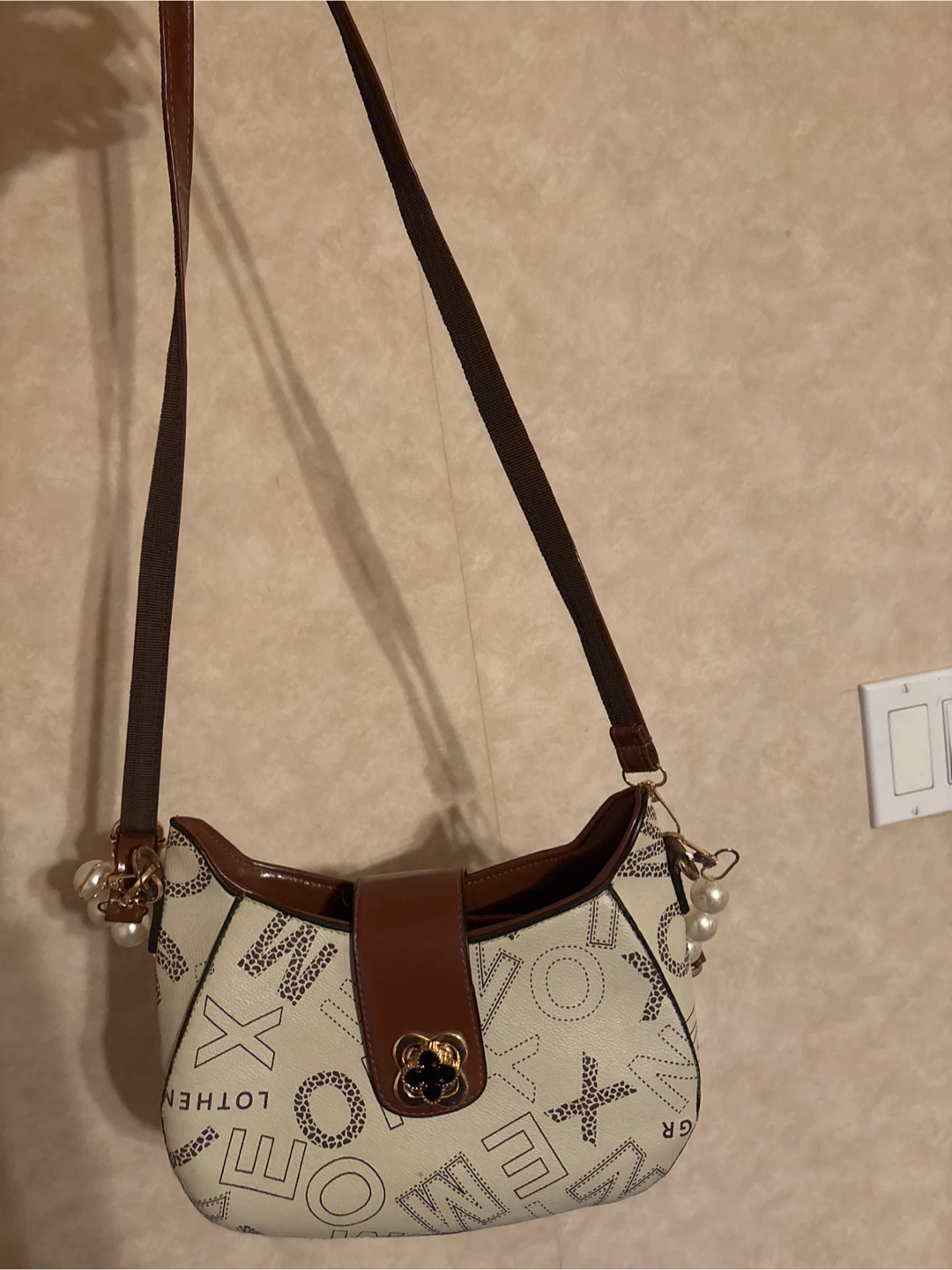 Hand bag