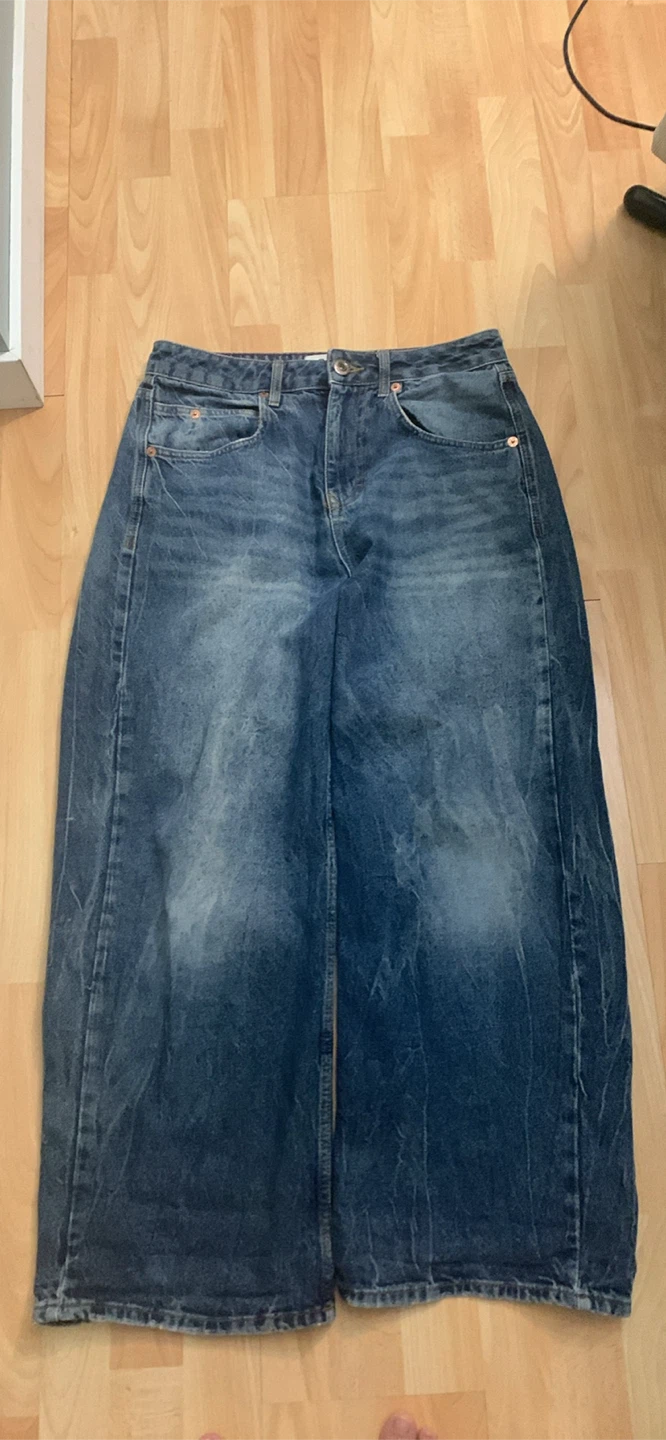 BDG urban outfitters baggy jeans