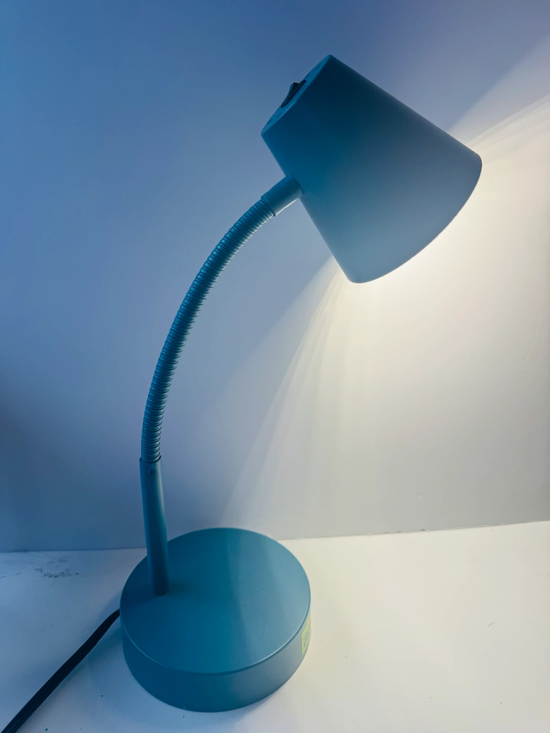 Pink Gooseneck Desk Lamp - photo 2