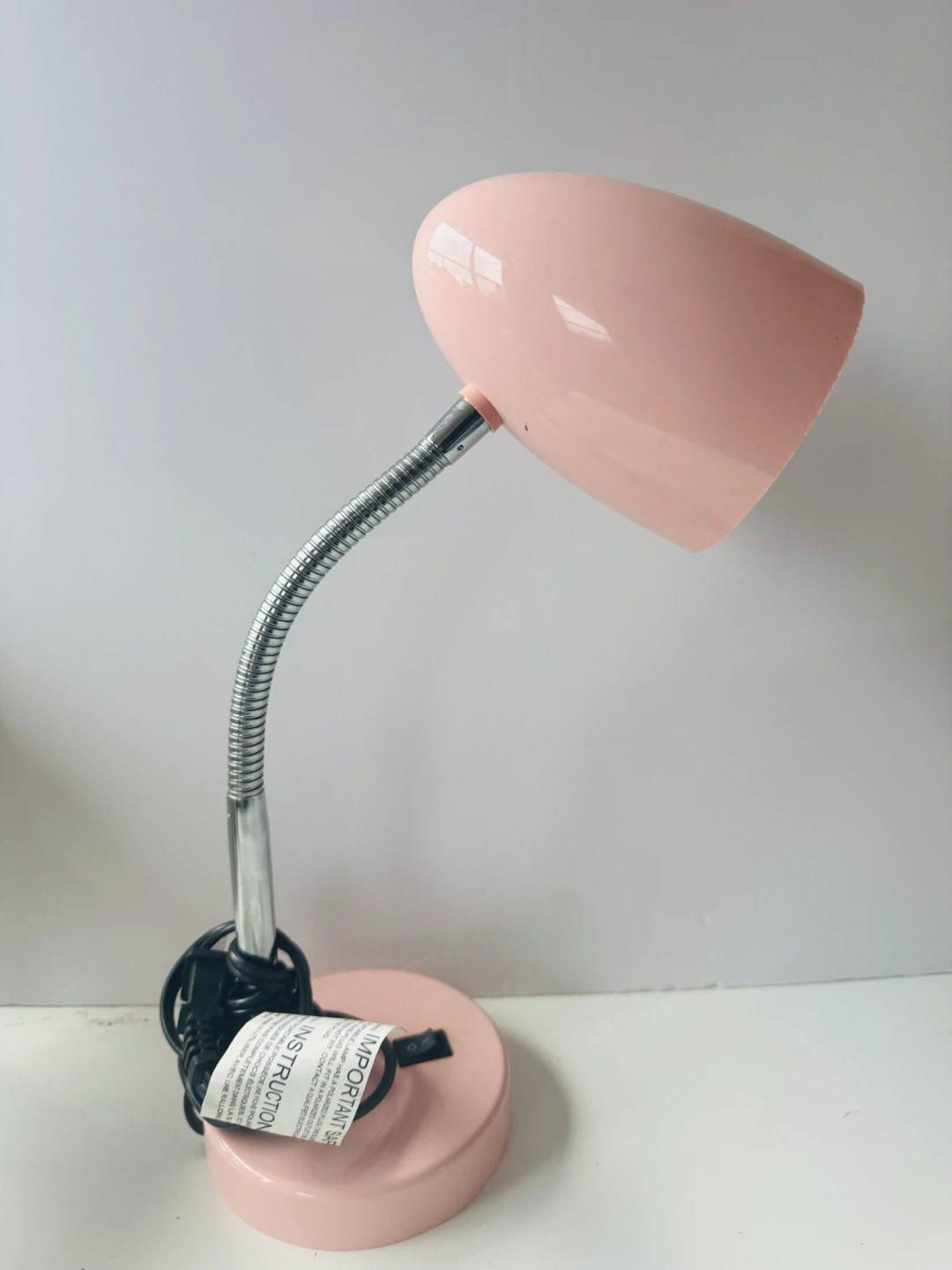Pink Gooseneck Desk Lamp - photo 3