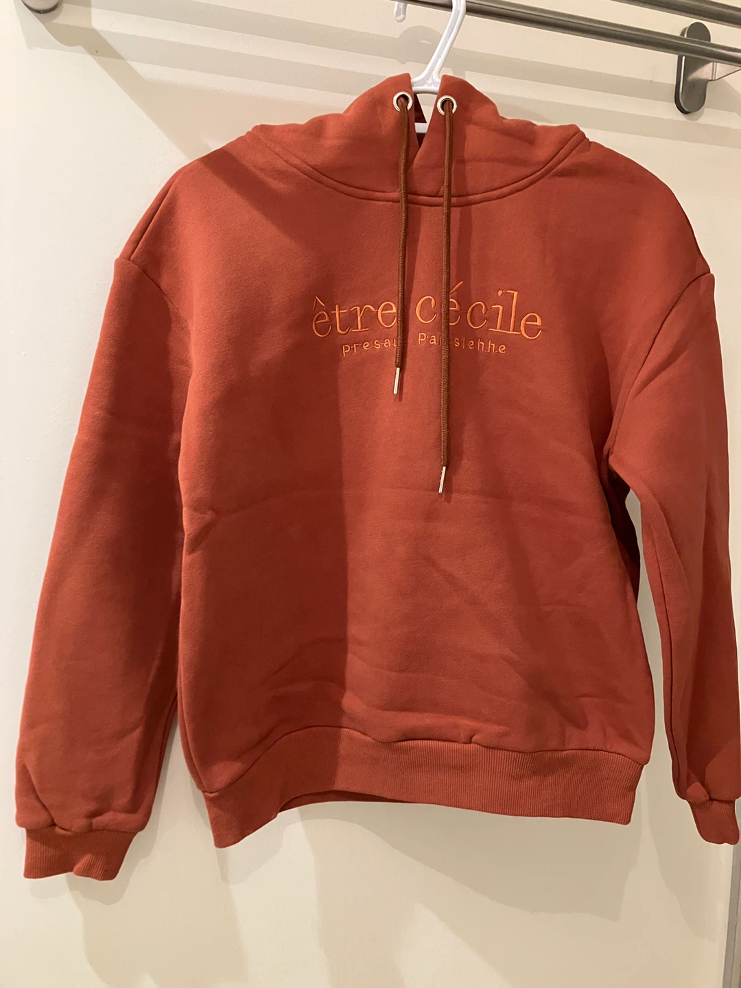 Être Cécile Orange Hoodie
