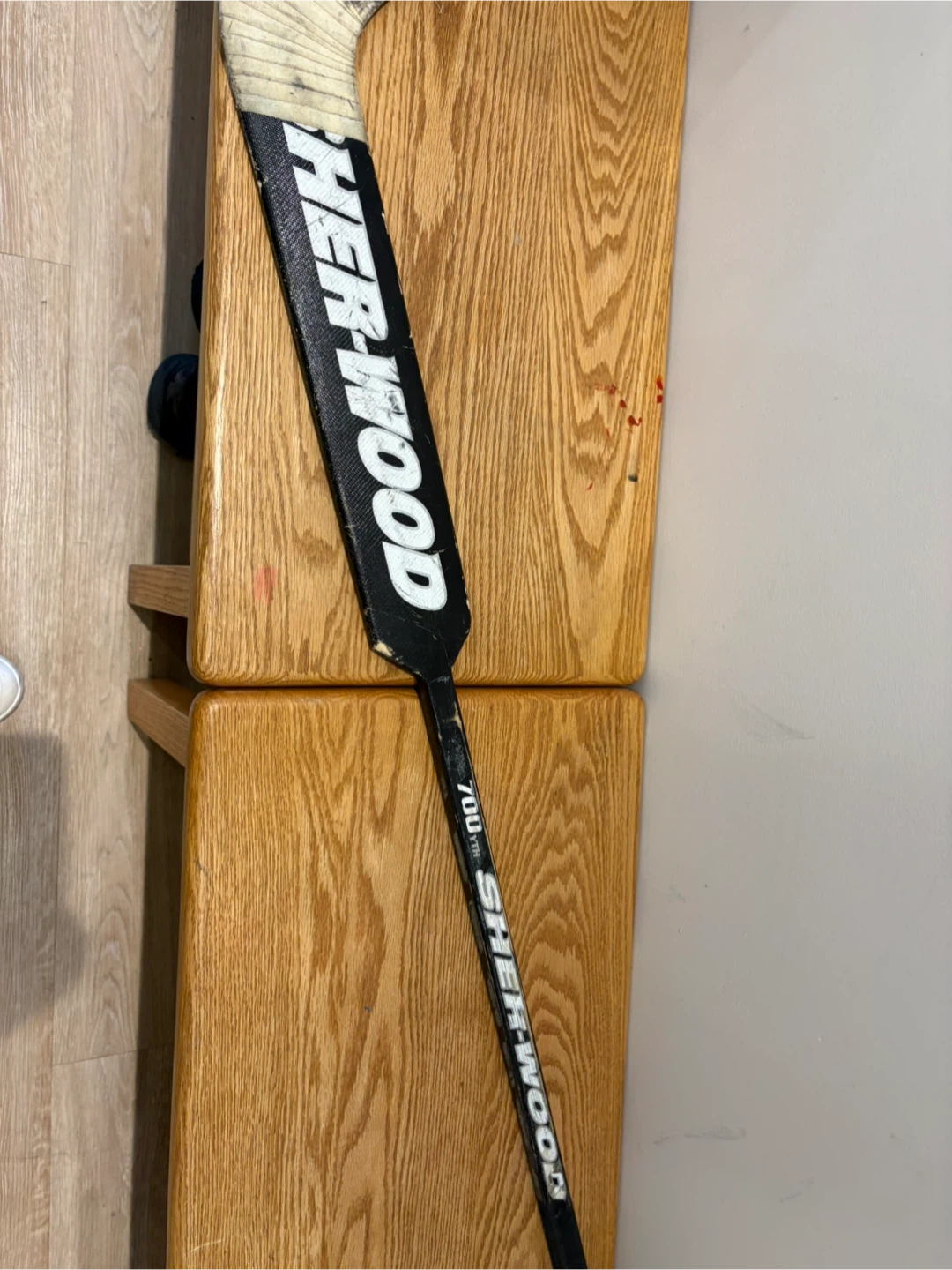 Sher-Wood 700 Feather Wood Goalie Hockey Stick - photo 2
