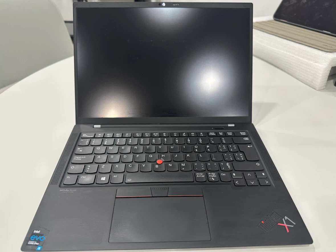 Lenovo ThinkPad X1 Carbon Gen 9 Black - photo 2