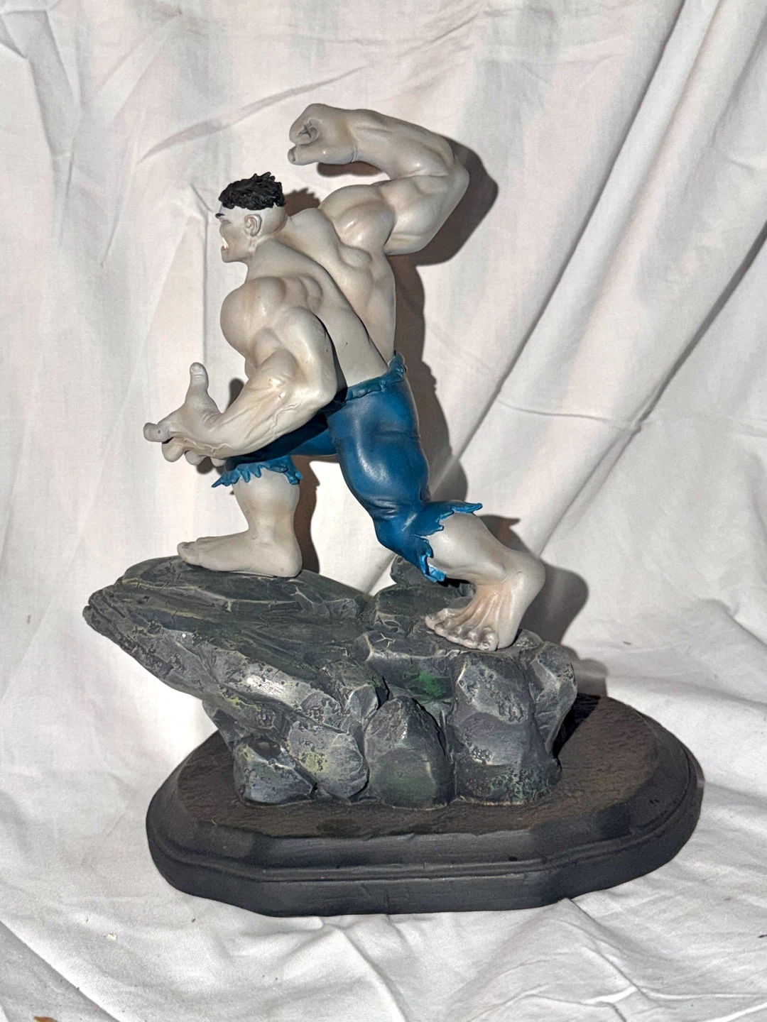 The Incredible Hulk Mini Statue Bowen designs - photo 5
