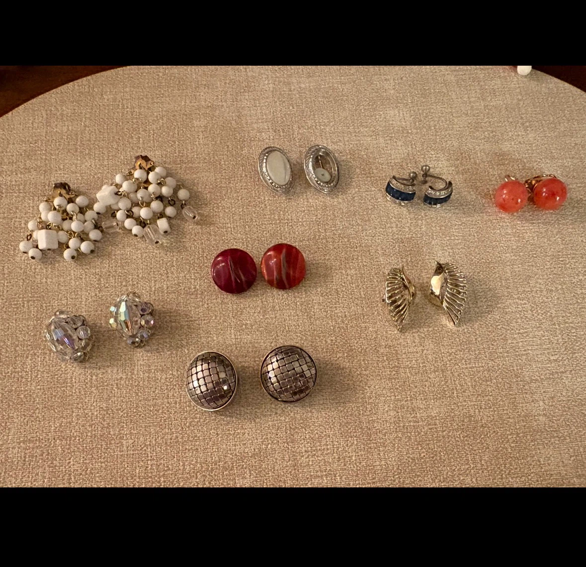Vintage Clip-On Earrings Bundle – 8 Pairs
