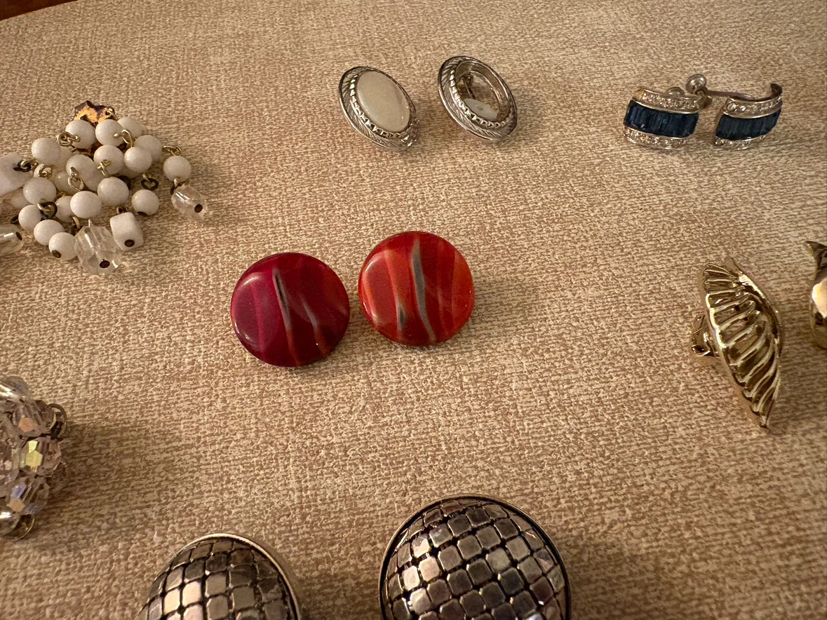 Vintage Clip-On Earrings Bundle – 8 Pairs - photo 2