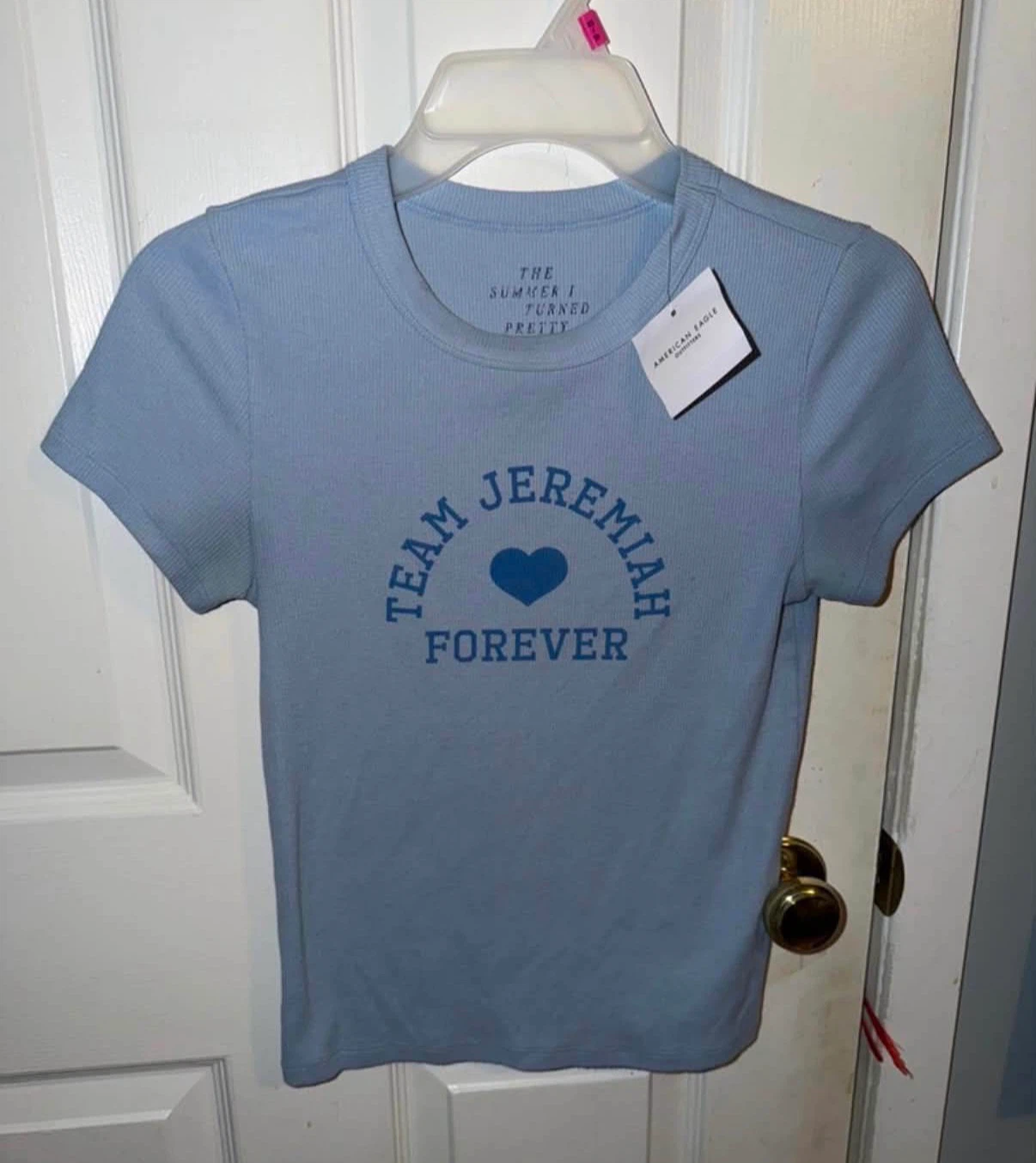 Women team Jeremiah t shirt size small tags on