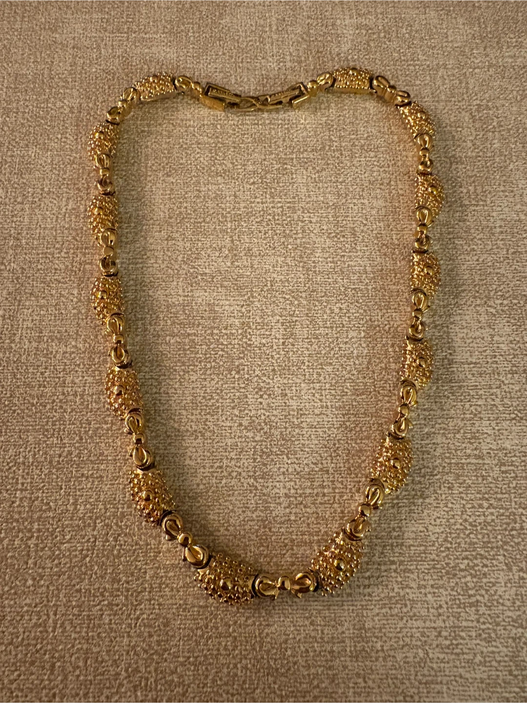 Signed Nina Ricci Gold-Tone Bow Necklace