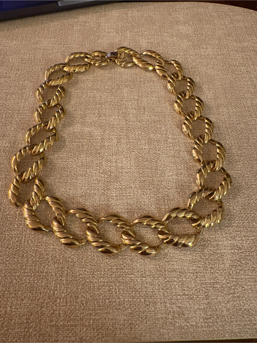 Chunky Gold-Tone Statement Chain Necklace - photo 4