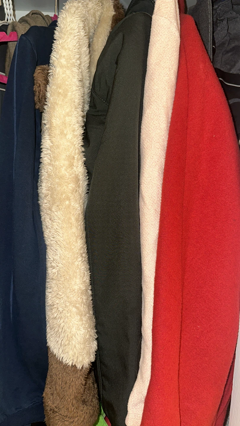 Women’s jackets and coats - size Medium - photo 2