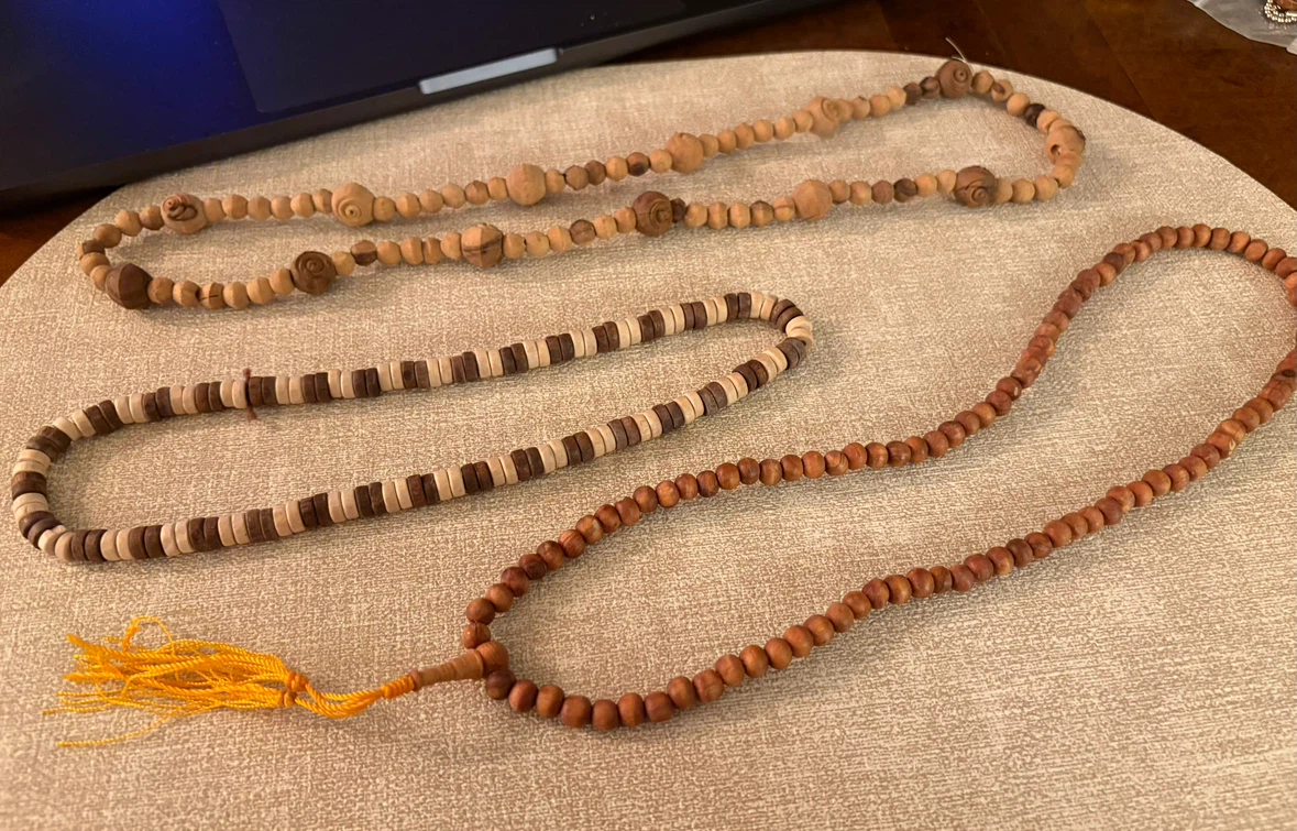 Set of 3 Long Wooden Bead Necklaces - photo 4