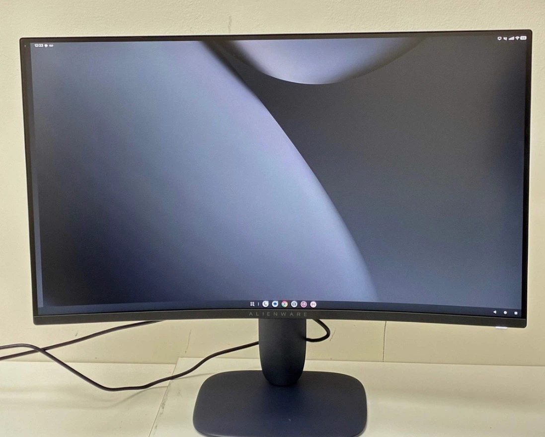 Alienware Gaming Monitor - photo 3