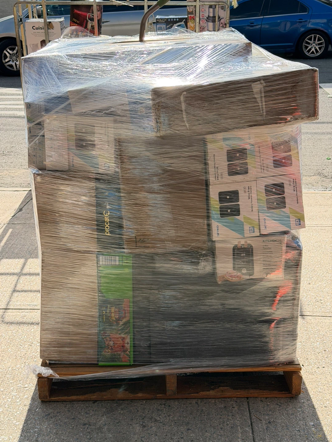 Mixed Pallet of Electronics and Home Goods - photo 3